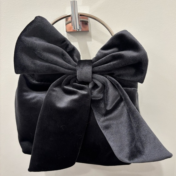 House of Harlow 1960 Handbags - NWT House of Harlow 1960 Black Bow Clutch/Crossbody